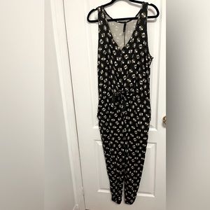 Smash and Tess x Hilary Duff romper. L